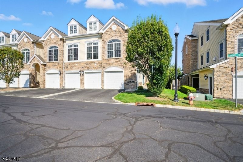 Attached, Exterior, Facade, Brick Facade, Rowhouse