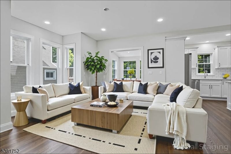 Interior, Living room, Recessed Lighting, Wood Texture Flooring