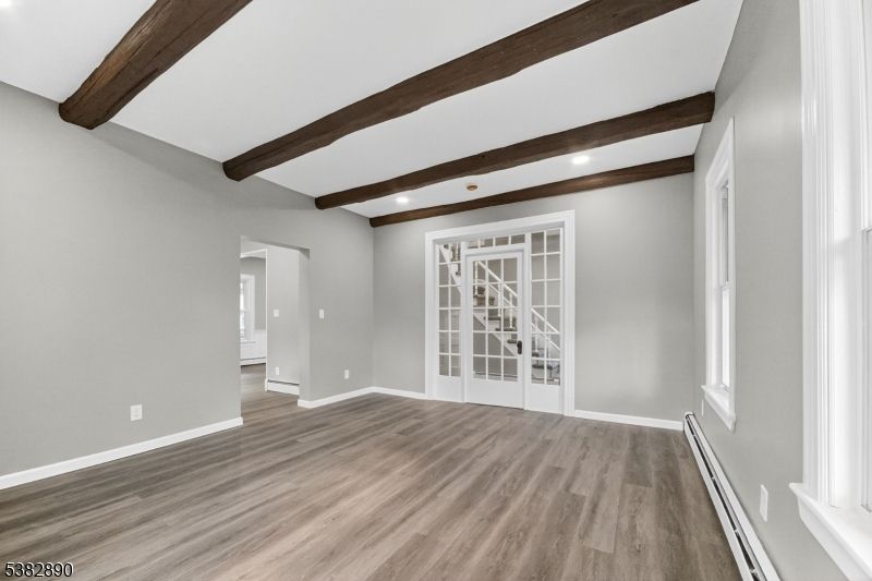 Empty room, Interior, Recessed Lighting, Wooden Beams, Wood Texture Flooring