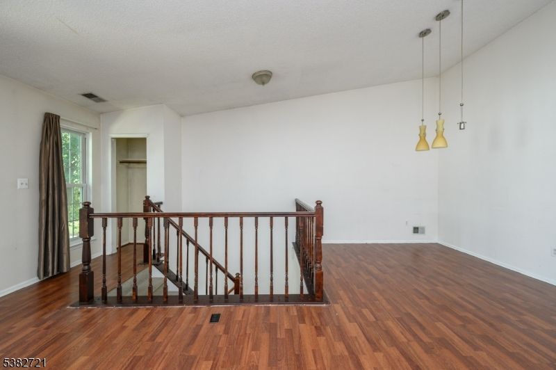 Interior, Pendant Lights, Wood Texture Flooring