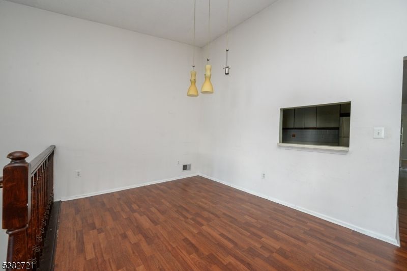 Empty room, Interior, Pendant Lights, Wood Texture Flooring