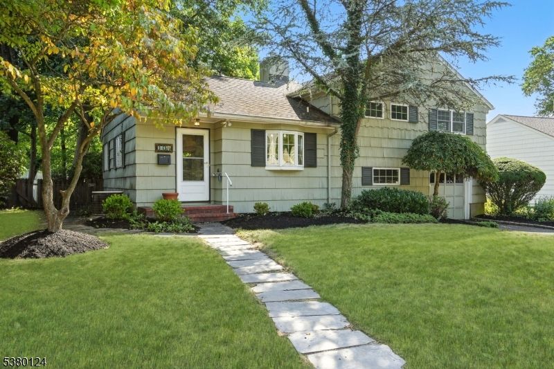 Attached, Backyard, Exterior, Facade, Cape Cod