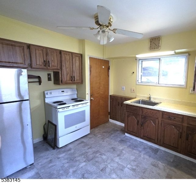Interior, Kitchen