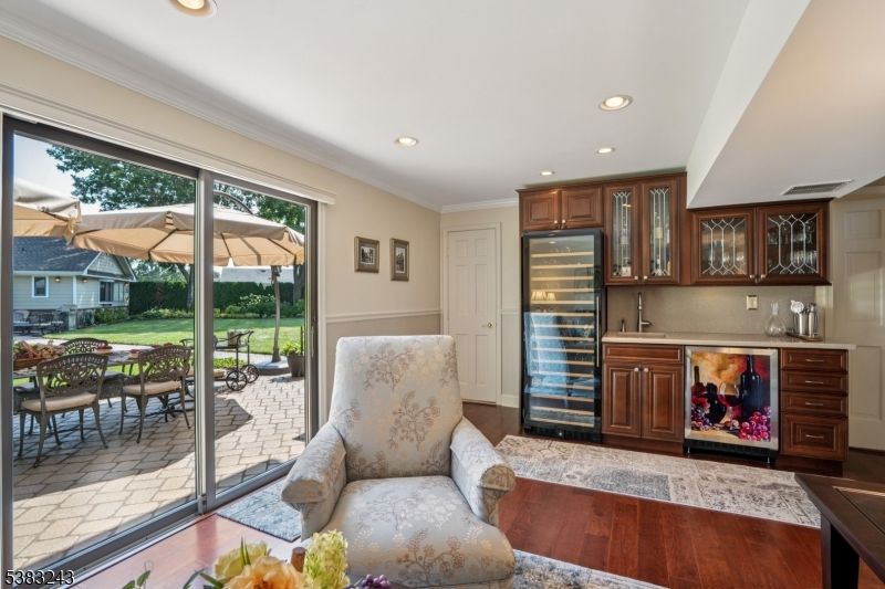Dining room, Interior, Kitchen, Recessed Lighting, Stainless Steel Appliances, Wood Texture Flooring