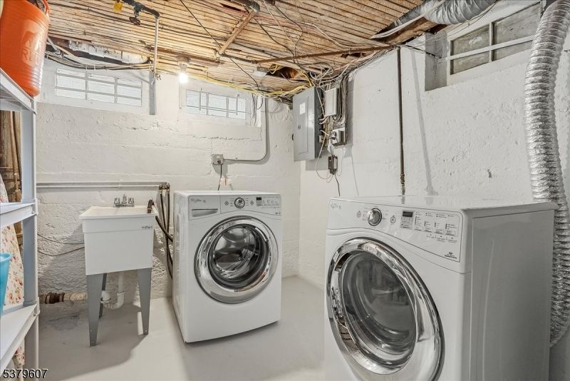 Interior, Utility Closets, Washer