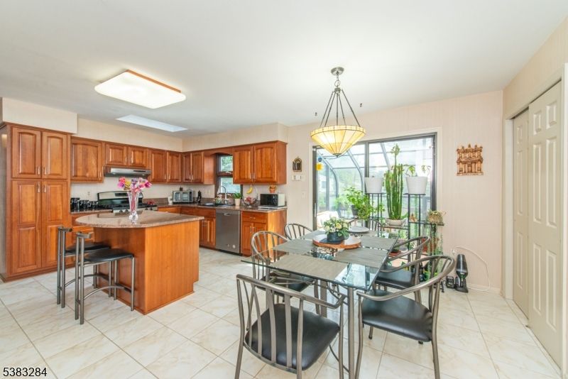 Dining room, Interior, Kitchen, Pendant Lights