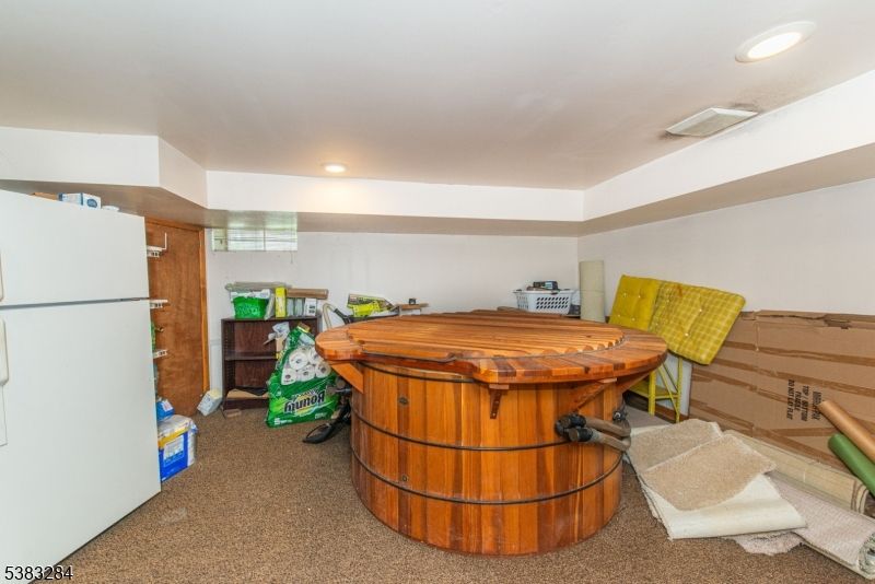 Hot Tub, Interior, Recessed Lighting
