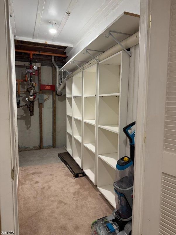 Interior, Walk-in Closets