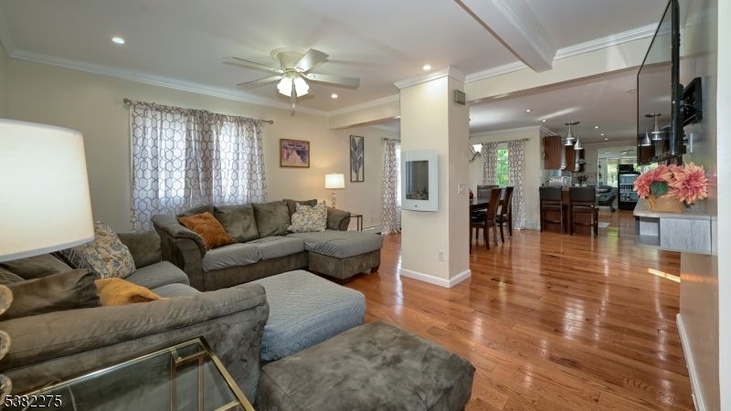 Dining room, Interior, Kitchen, Living room, Pendant Lights, Recessed Lighting, Wood Texture Flooring
