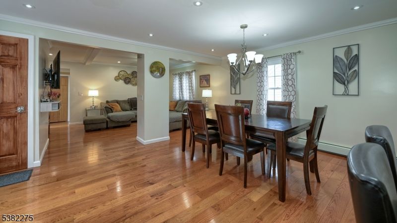 Chandelier, Dining room, Interior, Recessed Lighting, Wood Texture Flooring