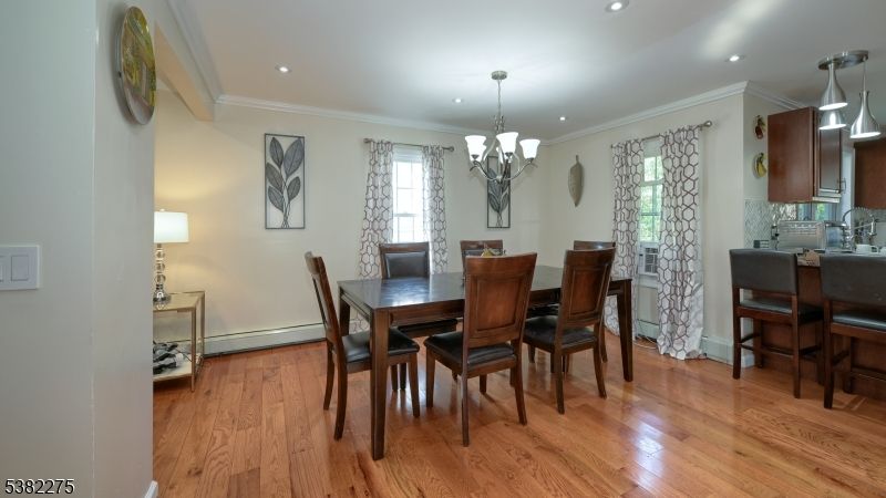 Chandelier, Dining room, Interior, Recessed Lighting, Wood Texture Flooring