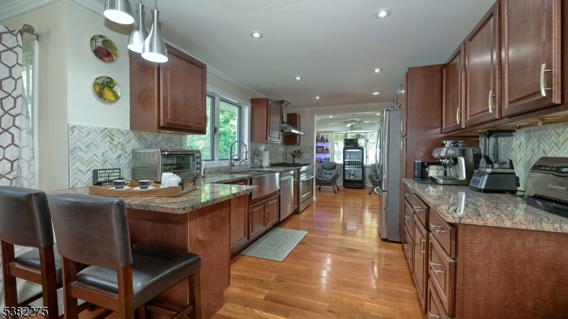 Interior, Kitchen, Pendant Lights, Recessed Lighting, Wood Texture Flooring