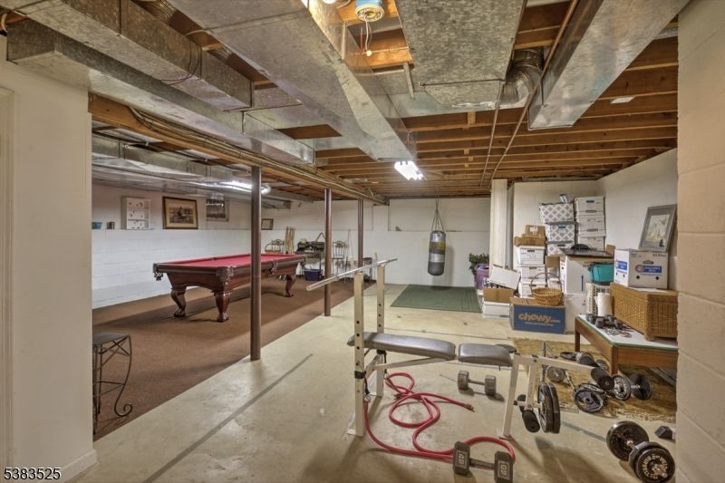 Billiard Table, Game Room, Interior