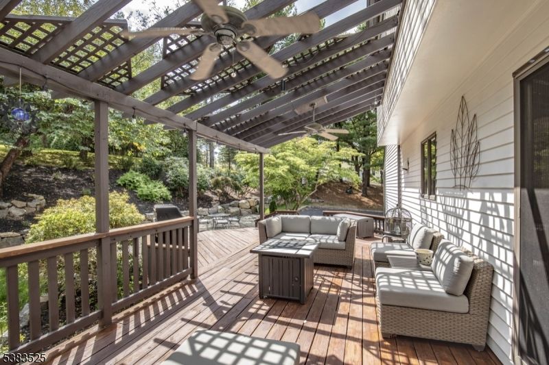 Exterior, Wood Texture Flooring