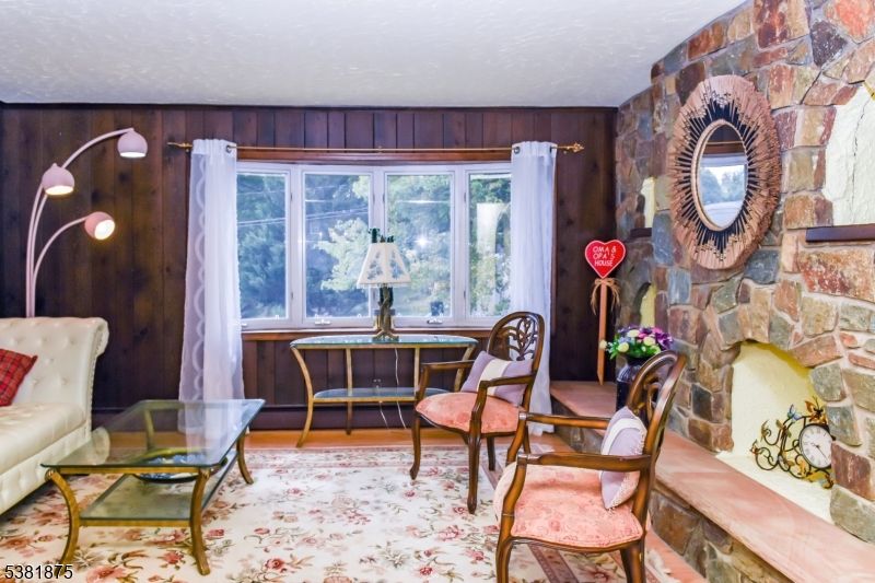Interior, Stone Walls, Wooden Walls