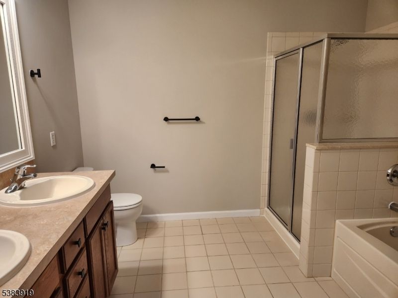 Bathroom, Dual Sink Vanities, Glass Shower, Interior