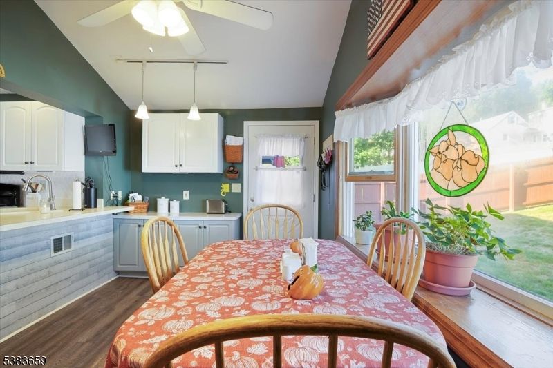 Dining room, Interior, Kitchen, Pendant Lights, Wood Texture Flooring