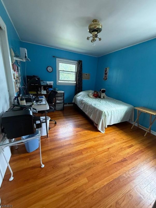 Bedroom, Home Office, Interior, Wood Texture Flooring