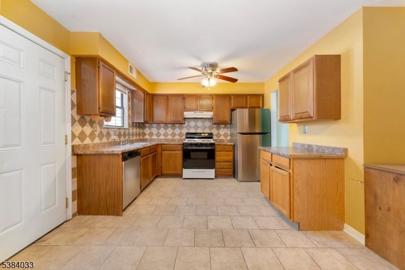 Interior, Kitchen, Stainless Steel Appliances