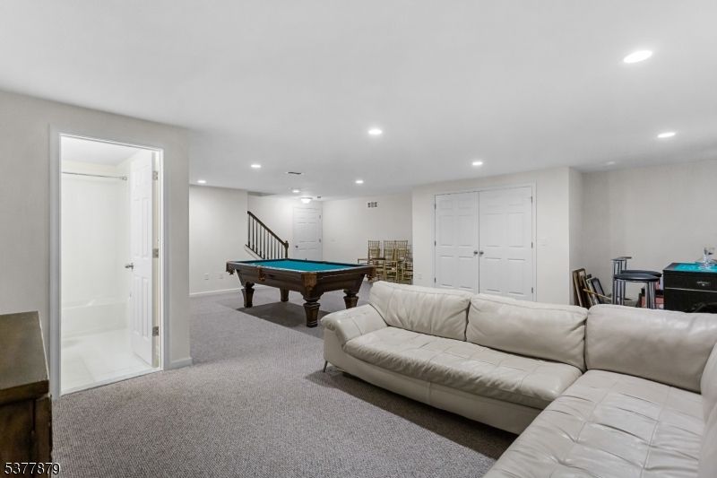 Billiard Table, Game Room, Interior, Living room, Recessed Lighting