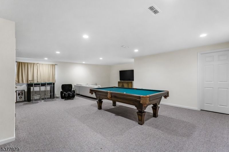 Billiard Table, Game Room, Interior, Recessed Lighting