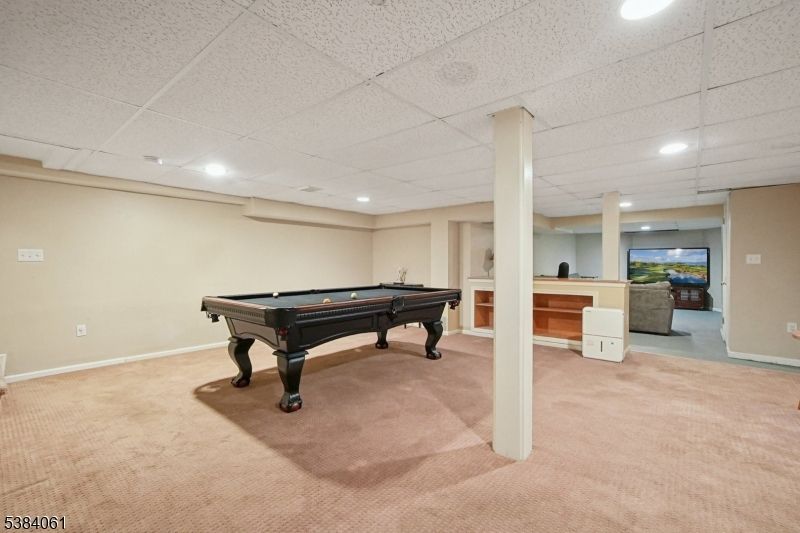 Billiard Table, Game Room, Interior, Recessed Lighting