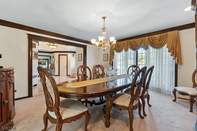 Chandelier, Dining room, Interior