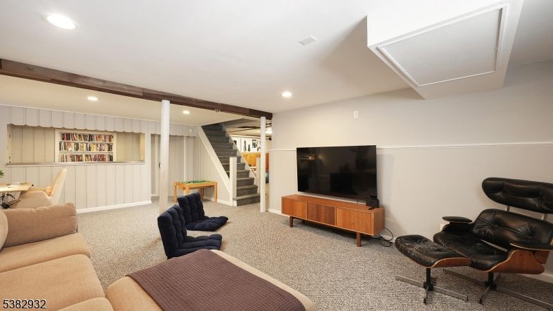 Dining room, Interior, Living room, Recessed Lighting
