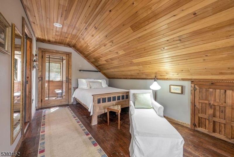 Bedroom, Interior, Wooden Ceilings, Wood Texture Flooring
