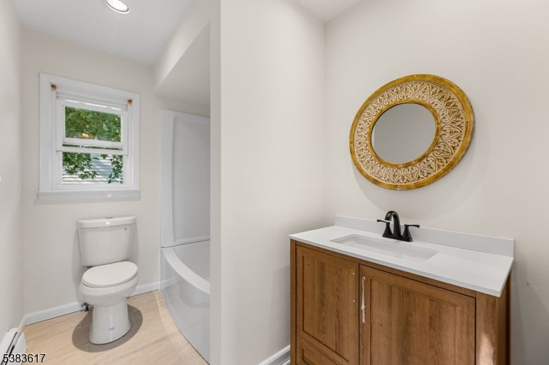 Bathroom, Interior, Recessed Lighting, Wood Texture Flooring