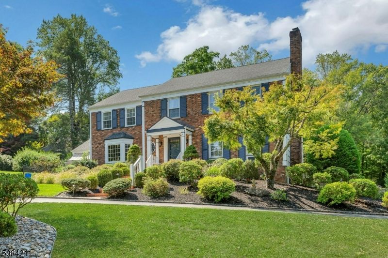 Backyard, Exterior, Facade, Brick Facade, Georgian
