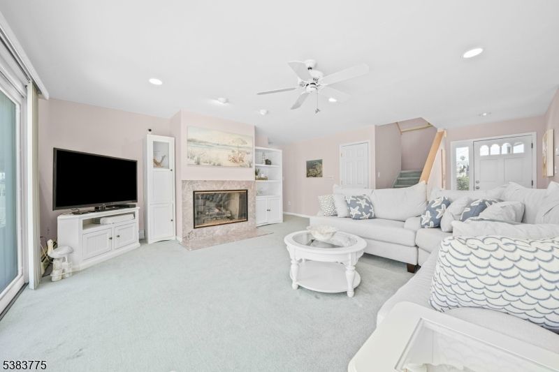 Fireplace, Interior, Living room, Recessed Lighting