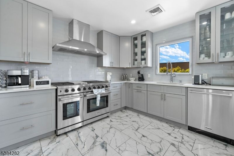 Interior, Kitchen, Marble, Recessed Lighting, Stainless Steel Appliances