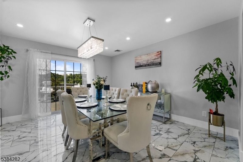 Chandelier, Dining room, Interior, Marble, Recessed Lighting