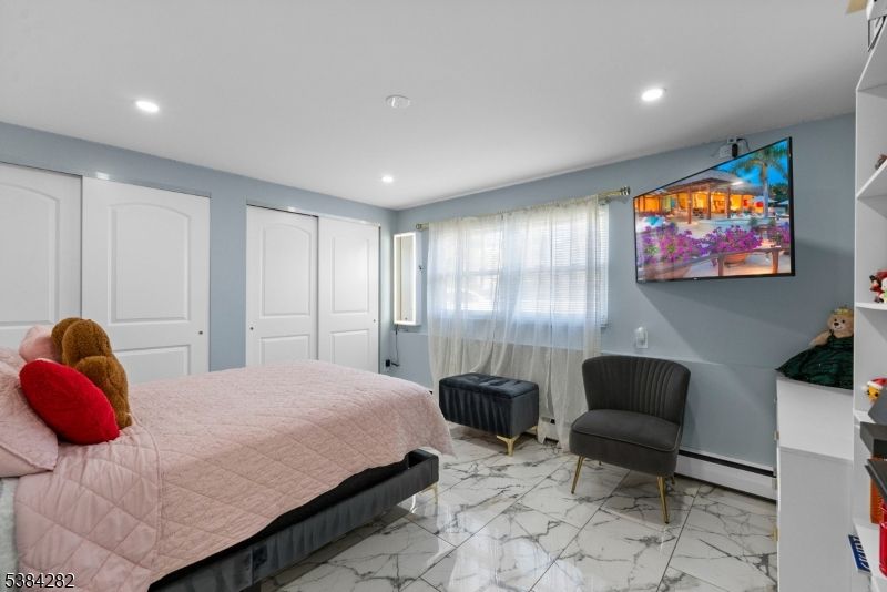 Bedroom, Interior, Marble, Recessed Lighting