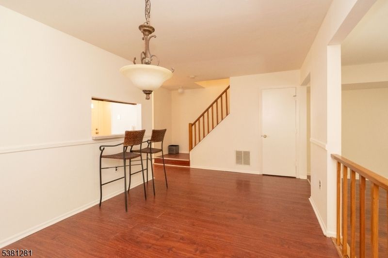 Interior, Pendant Lights, Wood Texture Flooring