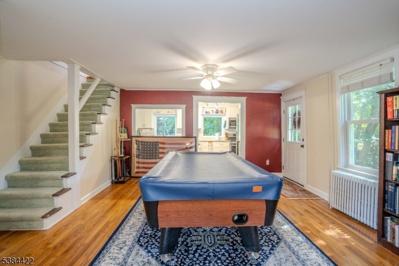 Billiard Table, Game Room, Interior, Wood Texture Flooring