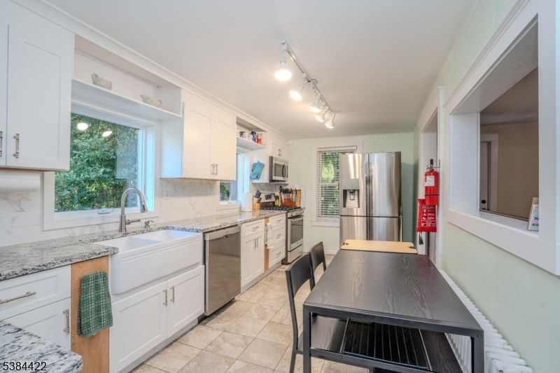 Dining room, Interior, Kitchen, Stainless Steel Appliances