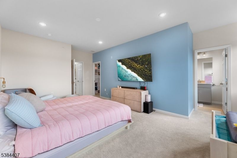 Bedroom, Interior, Recessed Lighting
