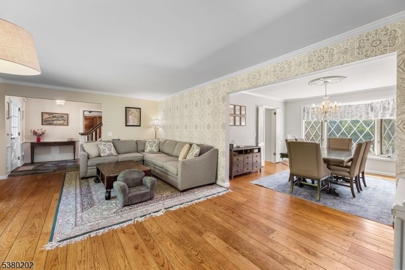 Chandelier, Dining room, Interior, Living room, Wood Texture Flooring