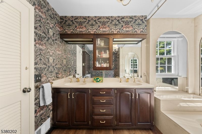 Bathroom, Dual Sink Vanities, Interior, Wood Texture Flooring