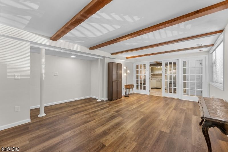 Empty room, Interior, Recessed Lighting, Wooden Beams, Wood Texture Flooring