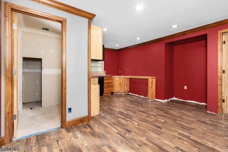 Empty room, Interior, Kitchen, Recessed Lighting, Wood Texture Flooring