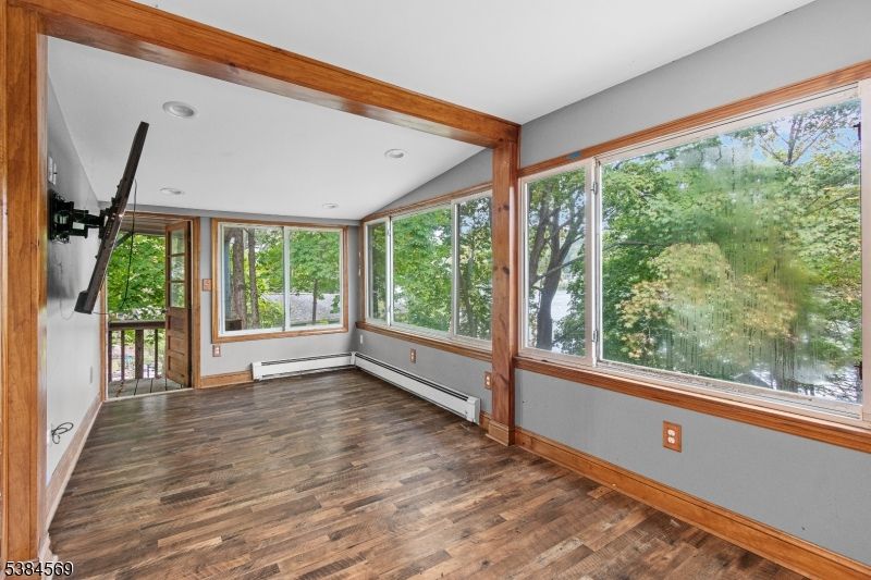Empty room, Interior, Recessed Lighting, Sun Room, Wooden Beams, Wood Texture Flooring