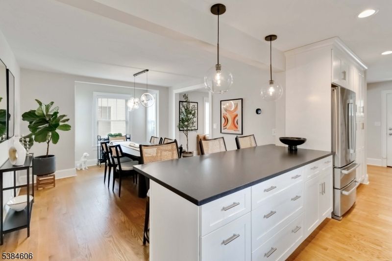 Dining room, Interior, Kitchen, Pendant Lights, Recessed Lighting, Wood Texture Flooring
