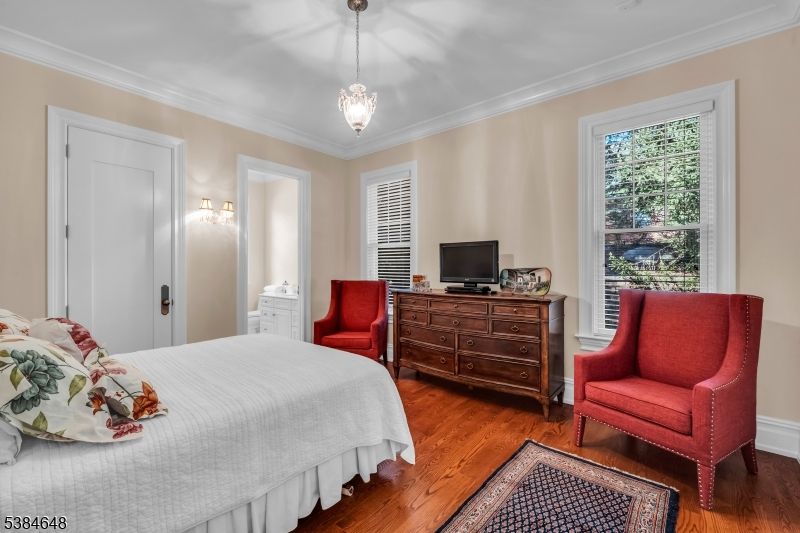 Bedroom, Interior, Pendant Lights, Wood Texture Flooring