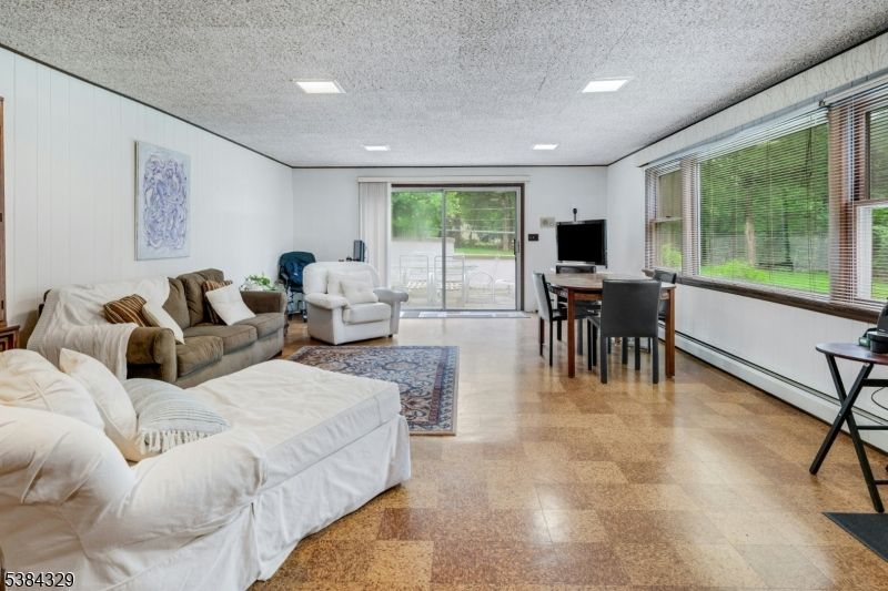 Dining room, Interior, Living room, Recessed Lighting
