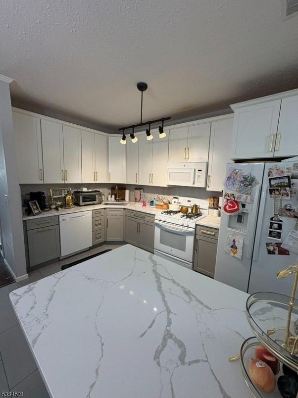 Interior, Kitchen, Pendant Lights