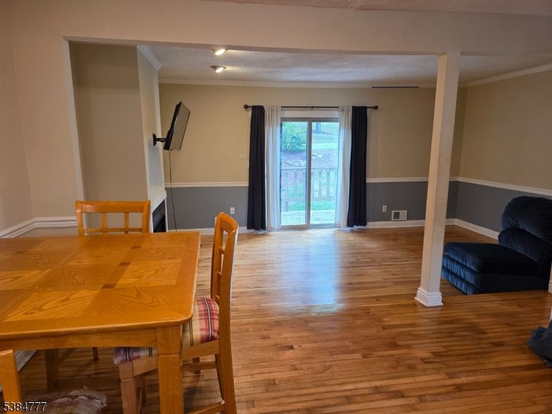 Dining room, Interior, Wood Texture Flooring