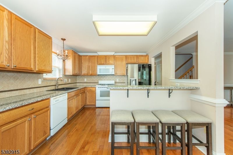 Chandelier, Interior, Kitchen, Wood Texture Flooring